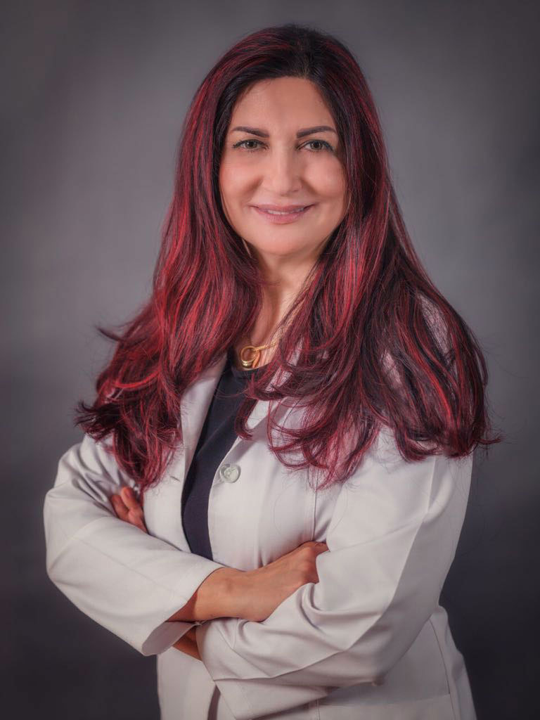 Dr Nazanin DIVANALI