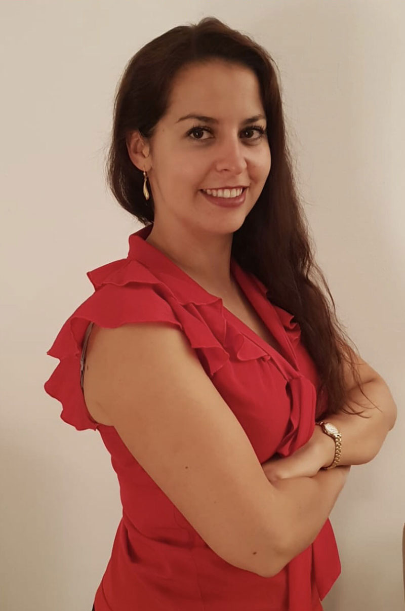 Yasmine IDALAN, Psychologue